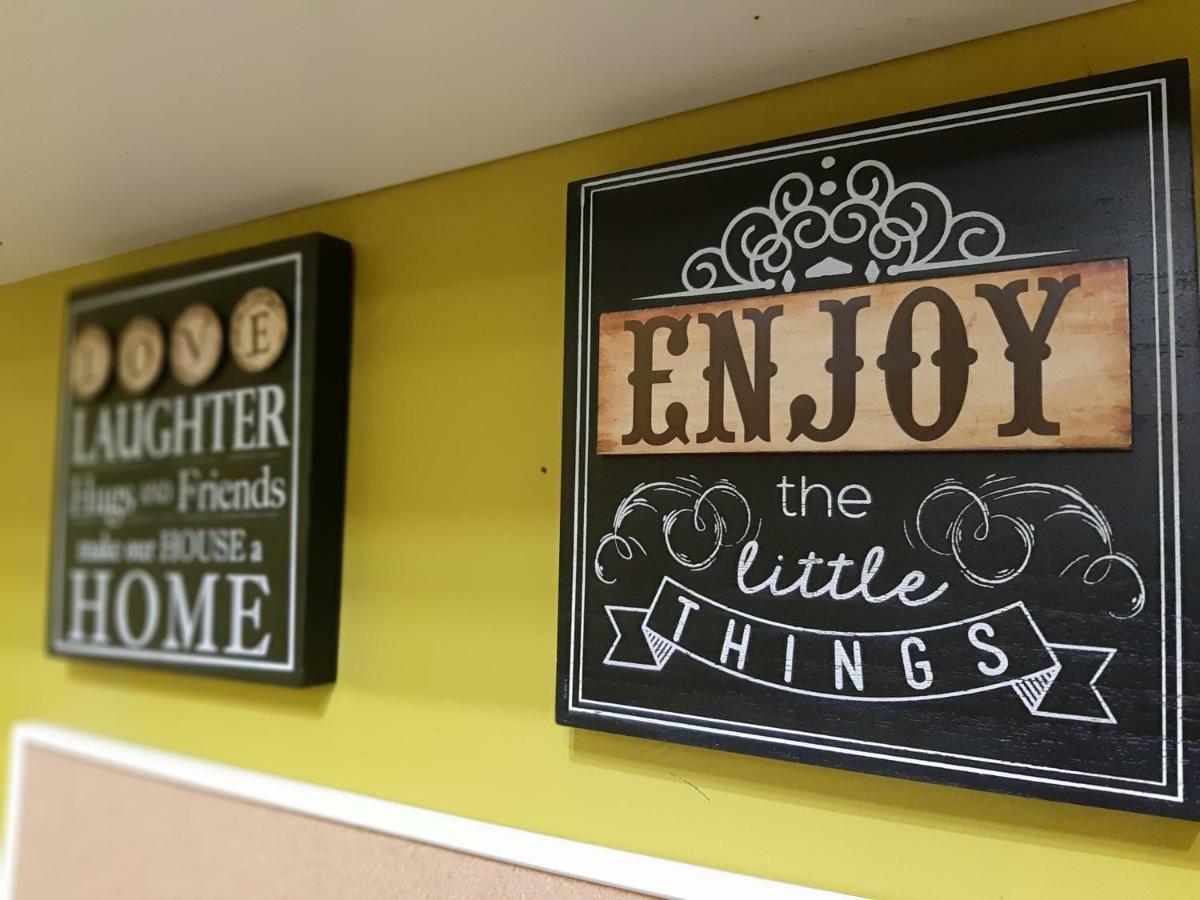E&A Homestay Klia/ Sepang/ Nilai Exterior foto